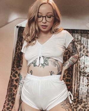 Bae Suicide nude 5