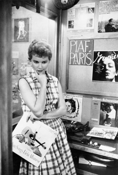 Barbara Cameron nude 6