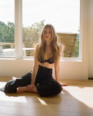 Barbara Dunkelman nude 10