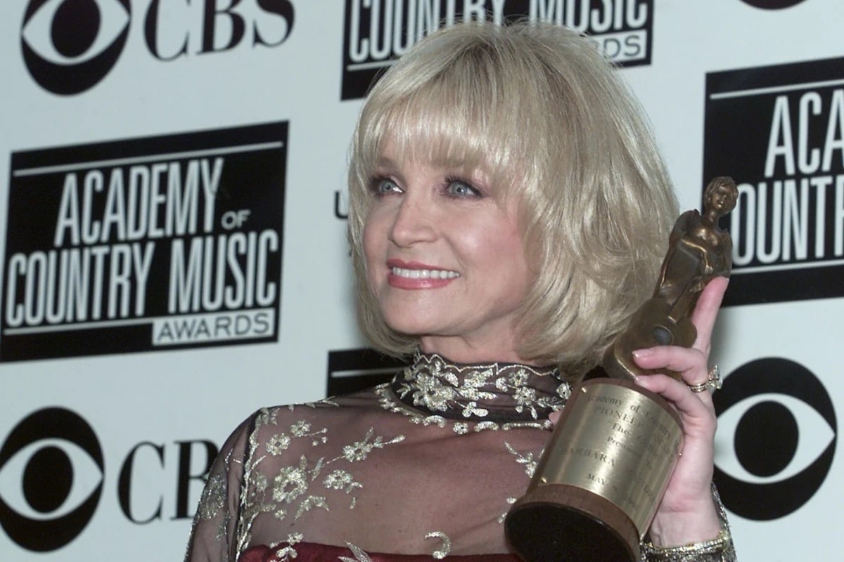 Barbara Mandrell nude 6