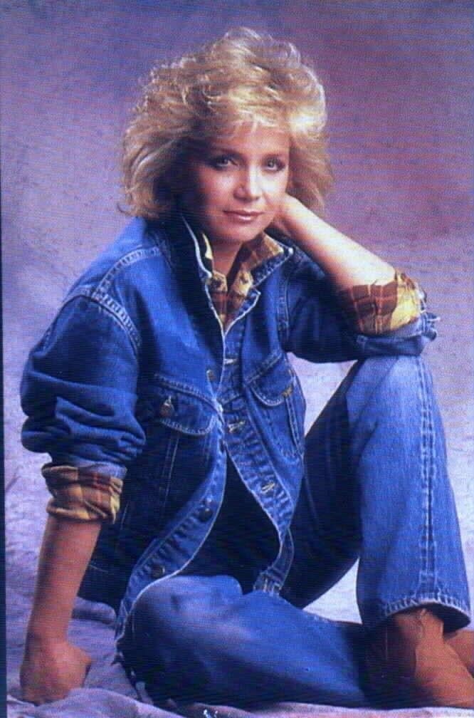 Barbara Mandrell nude 7