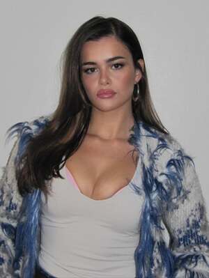 Barbie Ferreira nude 9