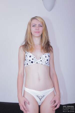 Beatrix Glower nude 10