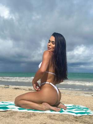 Beatriz Michelle nude 3
