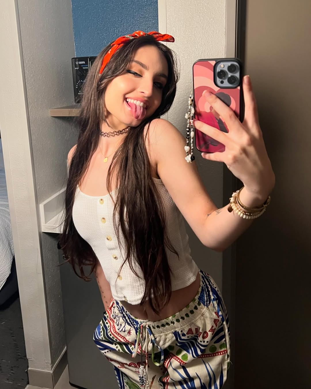 Beebee ASMR nude 3
