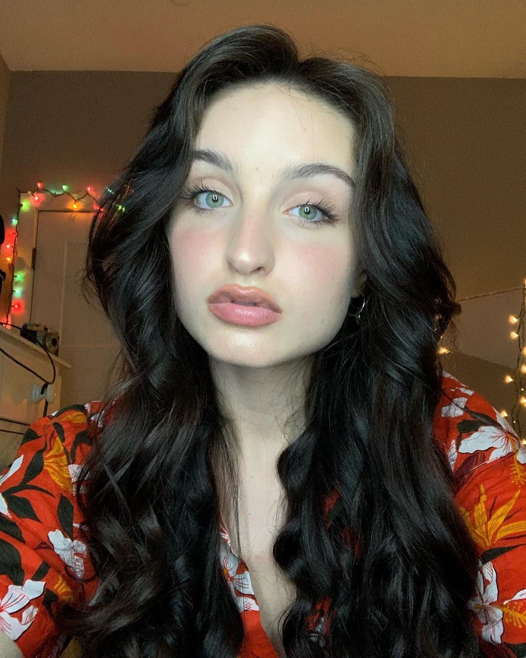 Beebee ASMR nude 6
