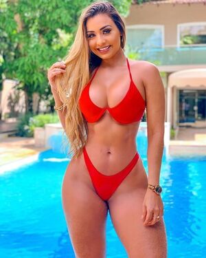 Bella Araujo nude 5
