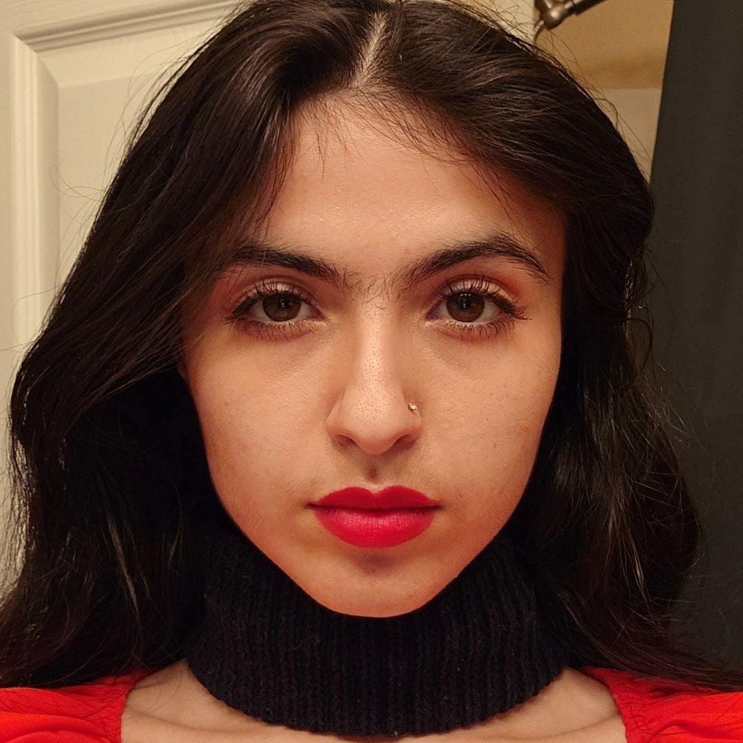 Bella ASMR nude 11