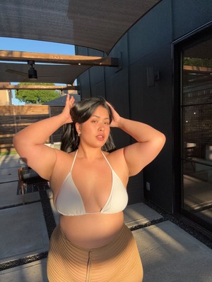 Bella Bae Bunda nude 8