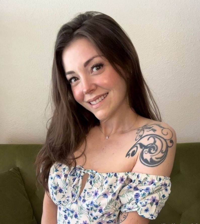 Bella Ivy nude 4