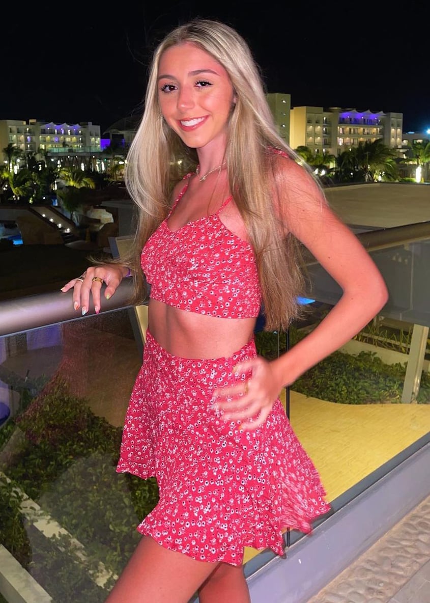 Bella Simone nude 8