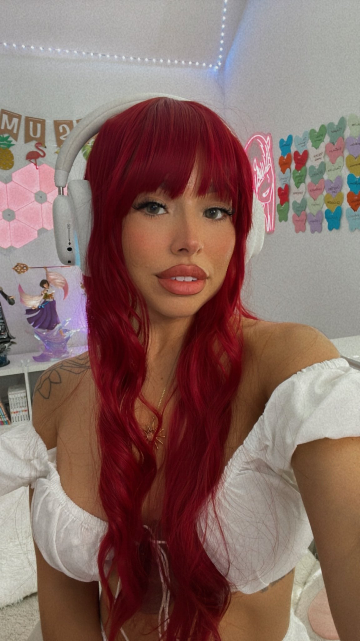 Bella Sois nude 8