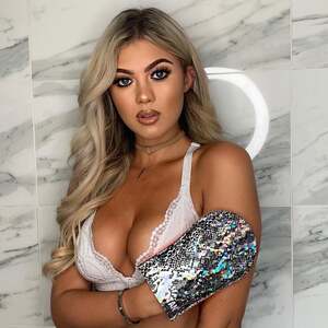Belle Hassan nude 5