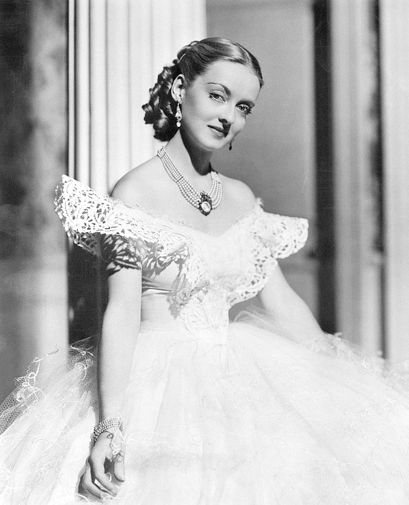 Bette Davis nude 2