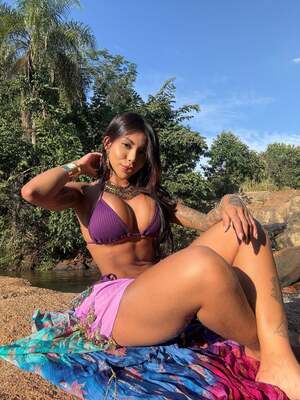 Bibi Griffo nude 3
