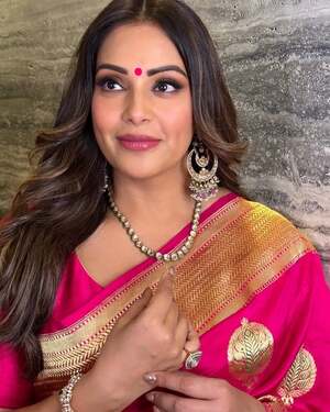 Bipasha Basu nude 12