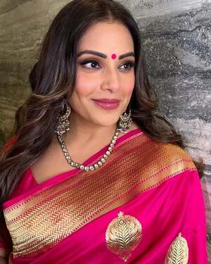 Bipasha Basu nude 7