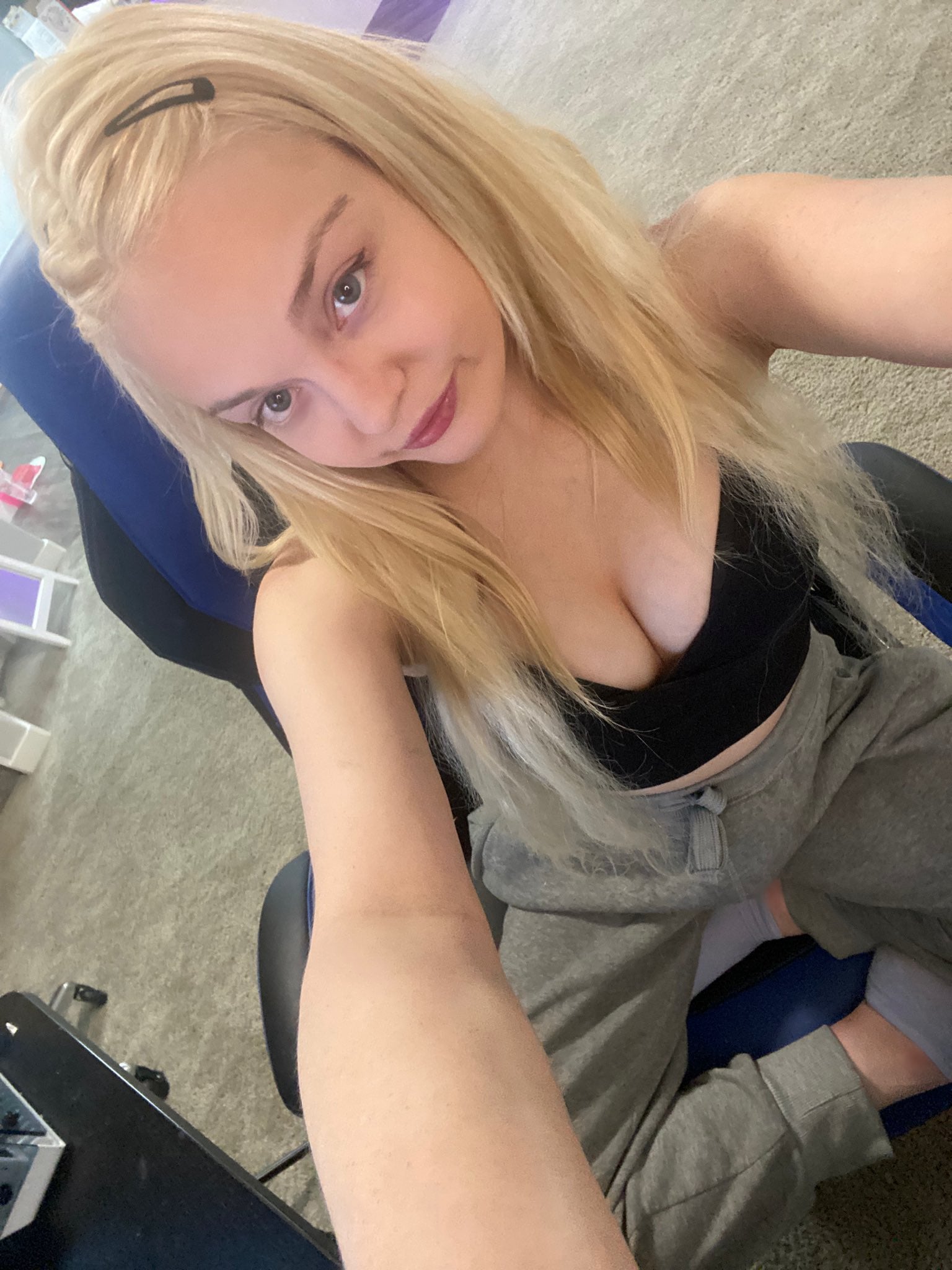 Blondiewondie nude 8