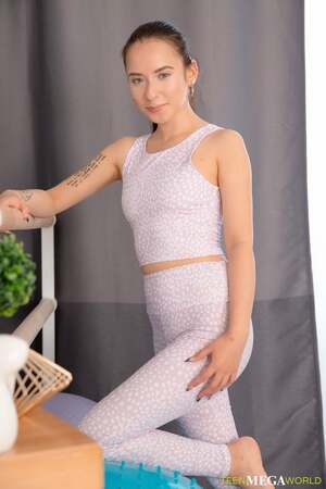 Bloom Lambie nude 4