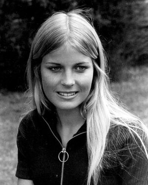 Bo Derek nude 8