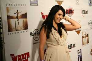 Bobbi Sue Luther nude 12