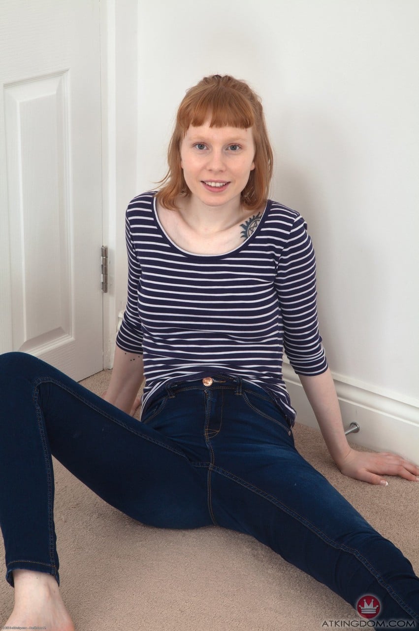 Bonni Belle nude 10
