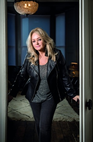 Bonnie Tyler nude 10