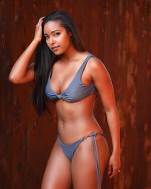 Brandi Reed nude 3