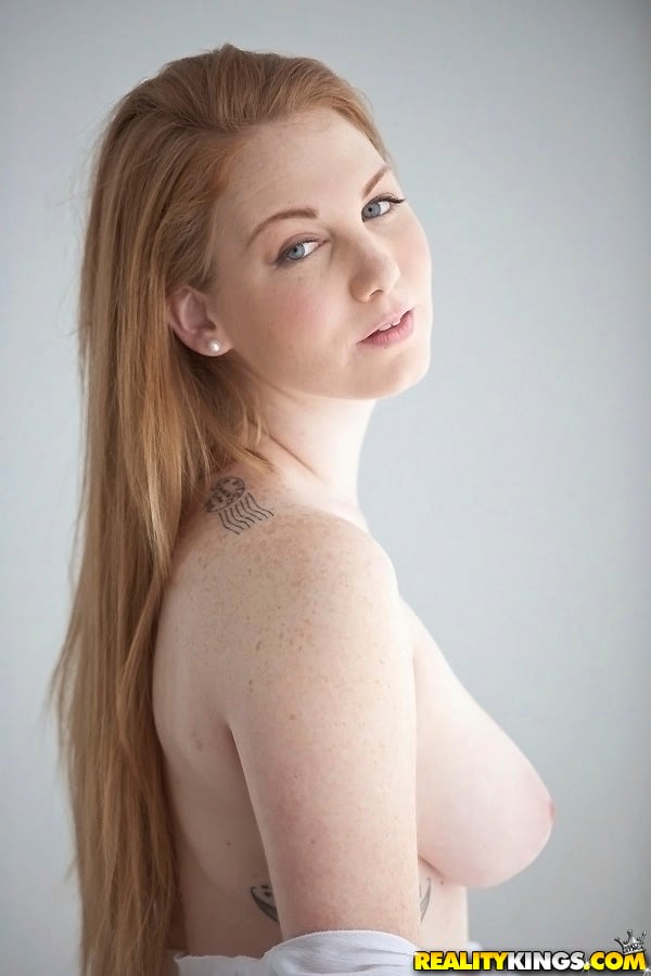 Bree Phoenix nude 10