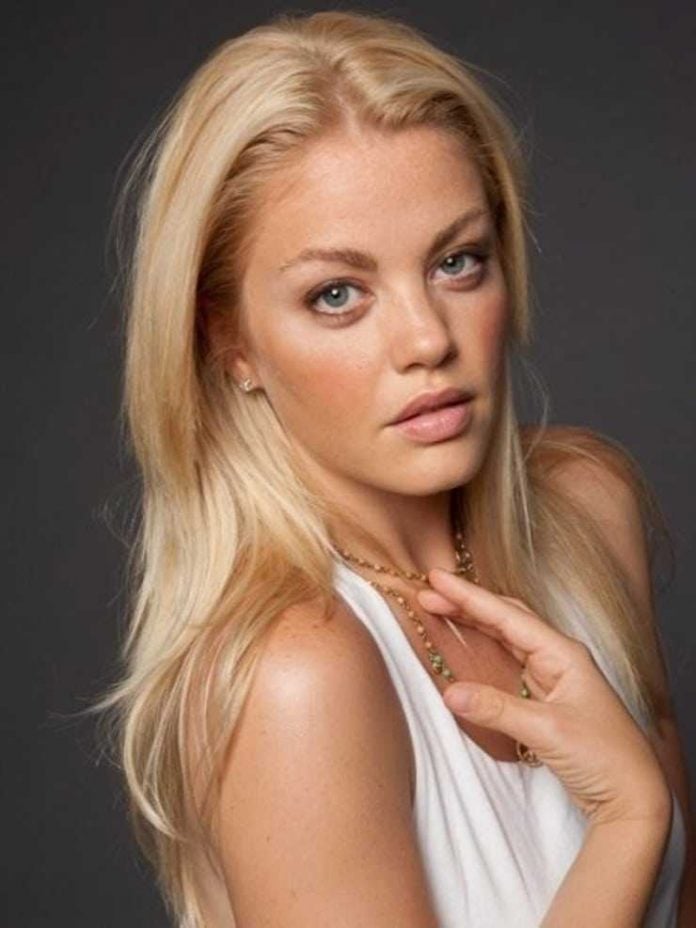 Bree Williamson nude 5