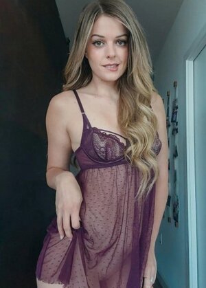 Bri Blossom nude 9