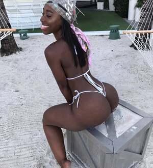 Bria Myles nude 6