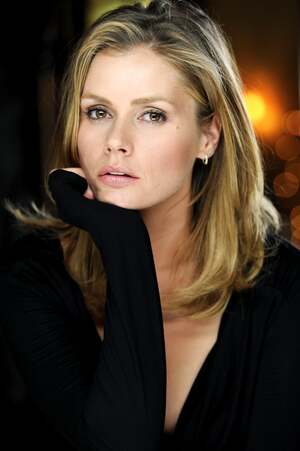 Brianna Brown nude 8