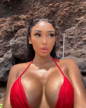 Brianna Olsen nude 4