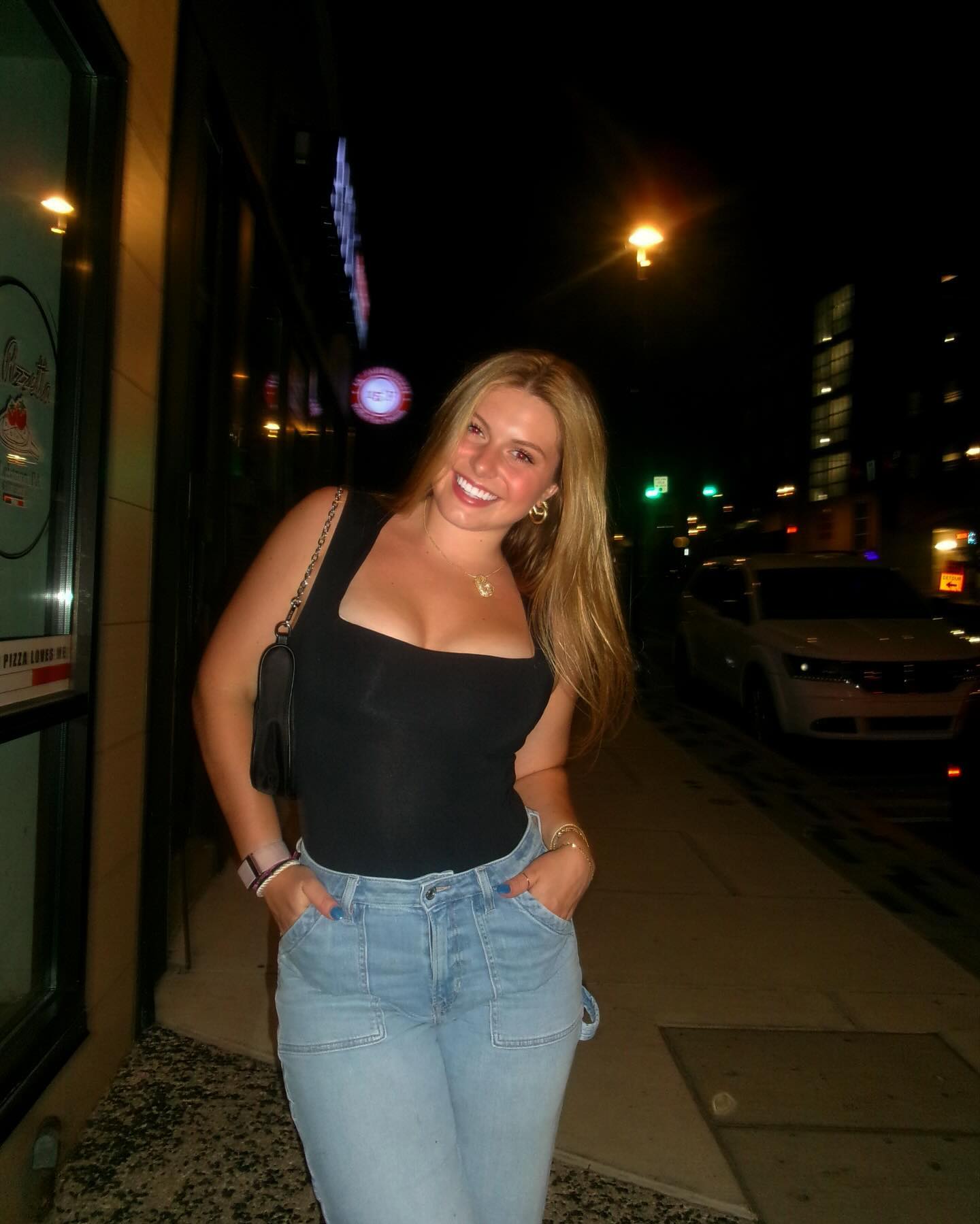 Brianna Walkom nude 5