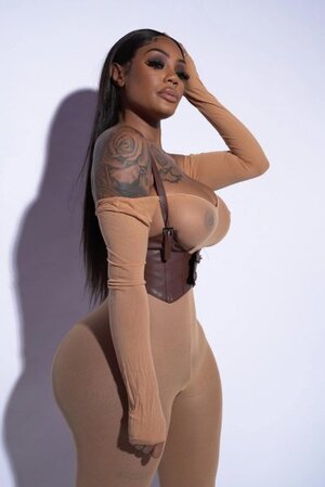 Brittany Kelly nude 9