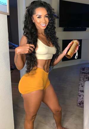 Brittany Renner nude 10
