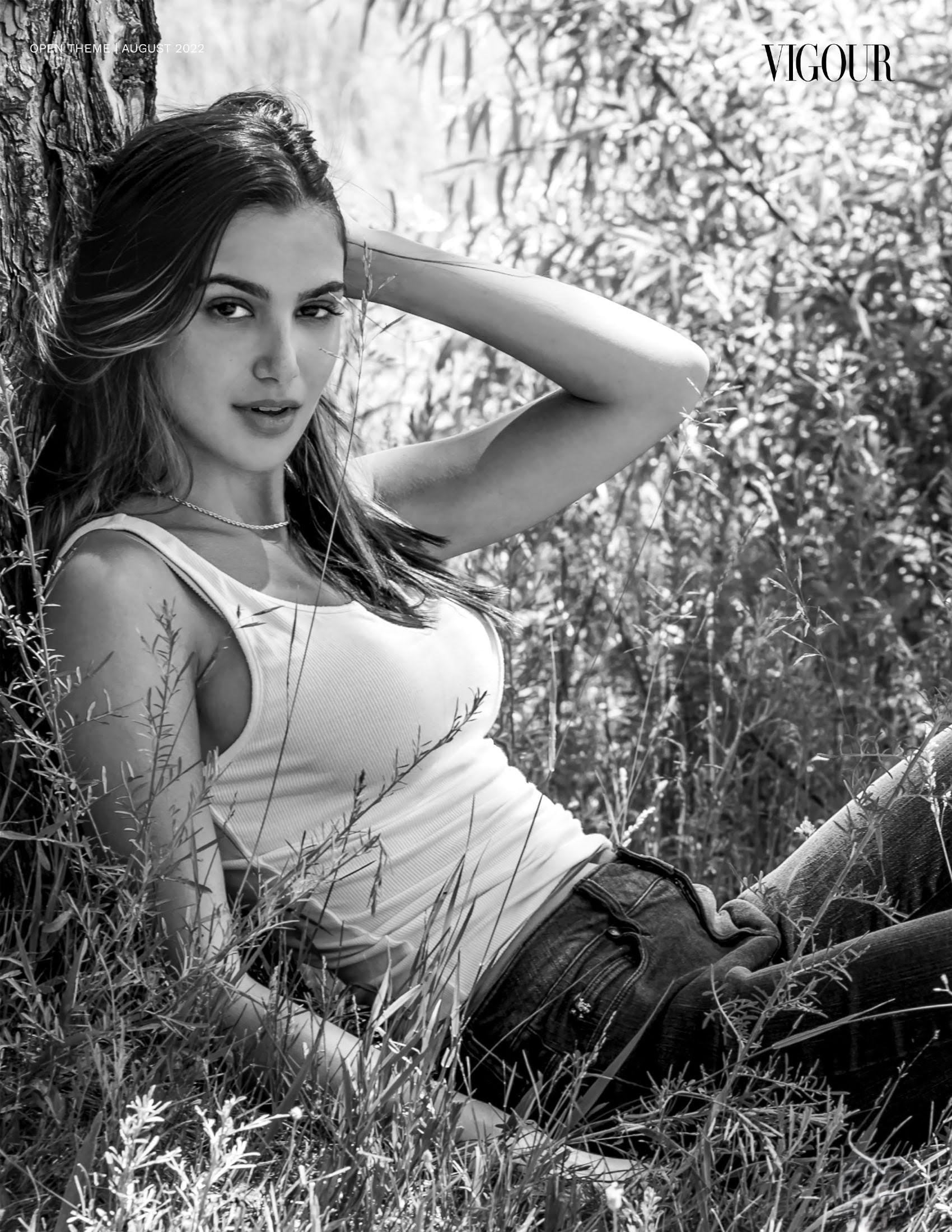 Brooke Korine nude 9