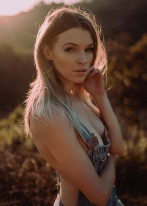 Brooke Lorraine nude 8