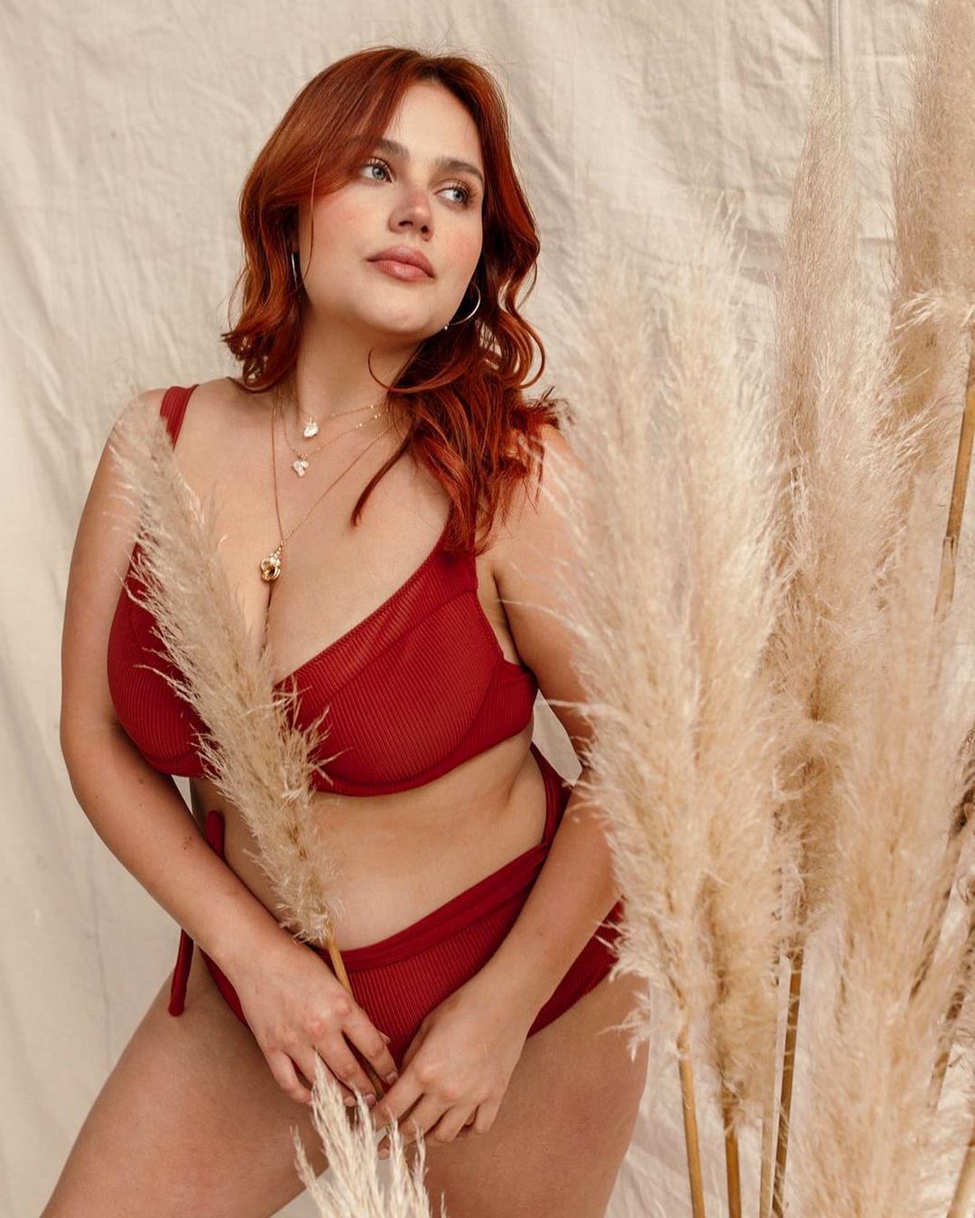 Bruna Lapinskas nude 6