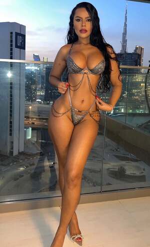 Bruna Valentim nude 8