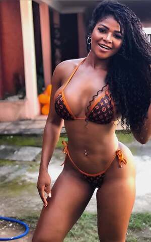 Brysa Sousa nude 1