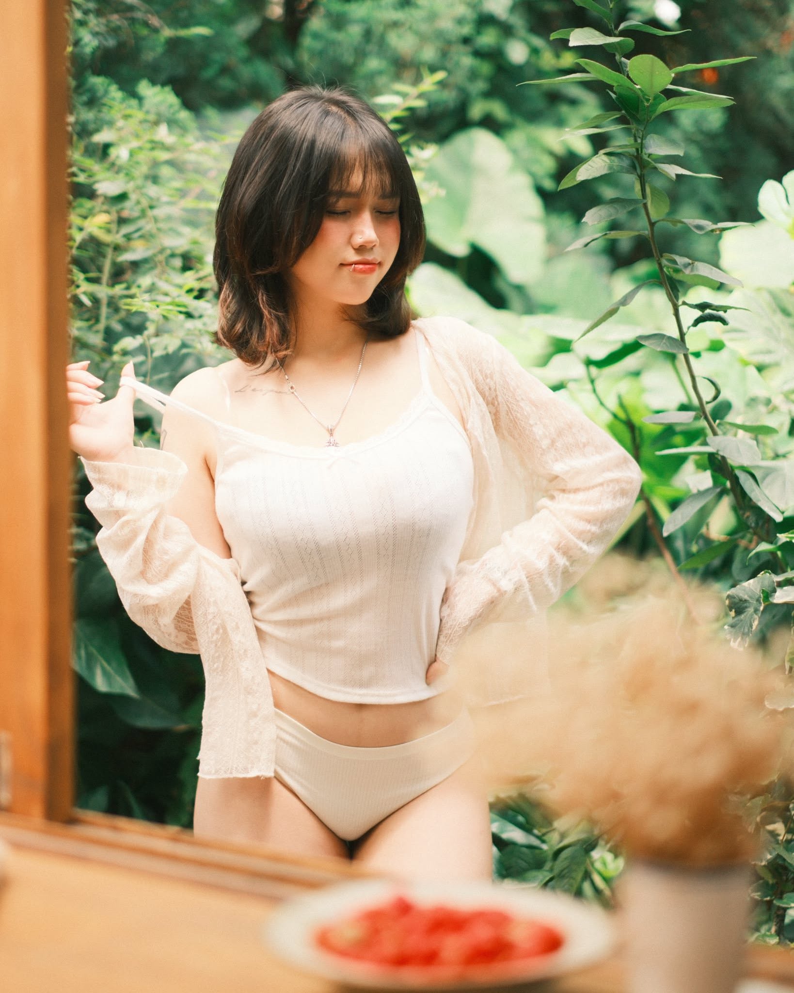 Bui Nguyen Mai Anh nude 8