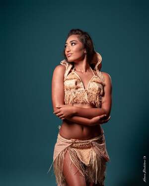 Cadousteau Tokahi nude 5