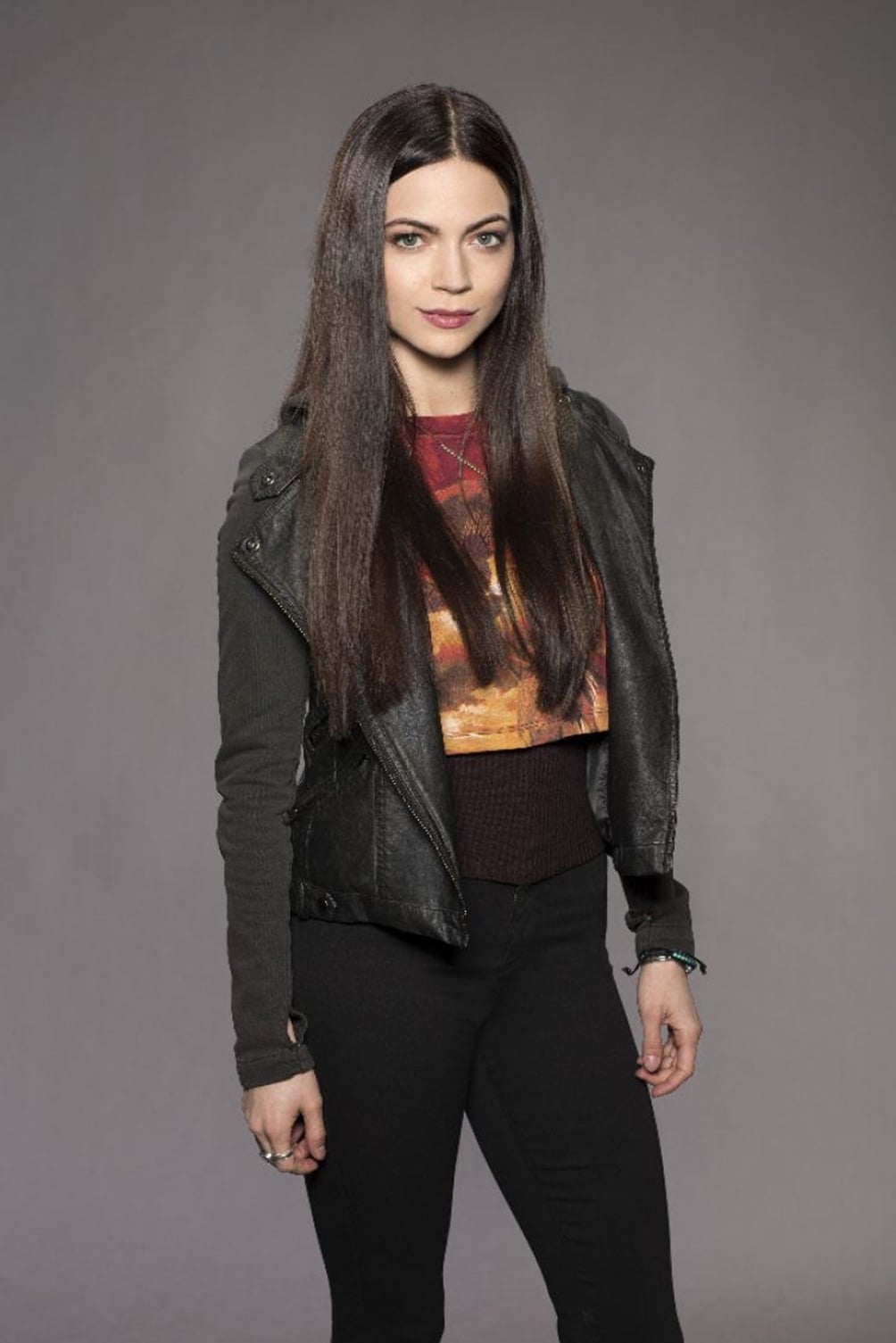 Caitlin Carver nude 6