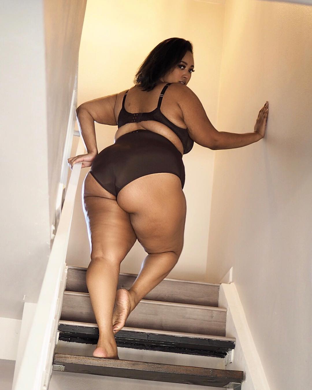 Cambria Francesca nude 3