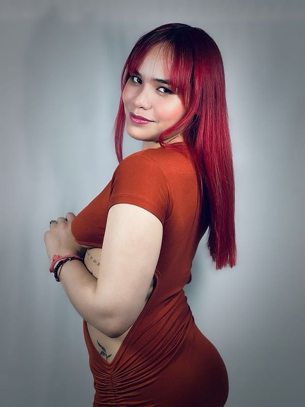 Cami Browm nude 4