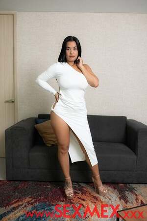 Camila Costa nude 4