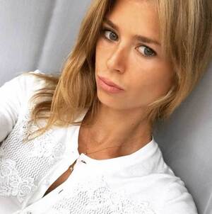 Camila Giorgi nude 5