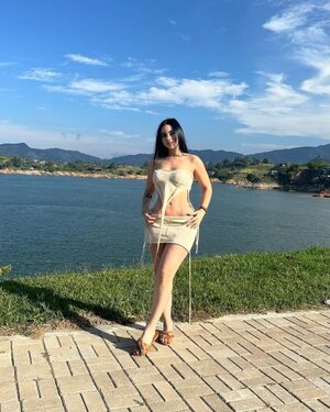 Camila Henao nude 12